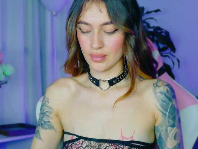 TaylorKnapp's BongaCams show and profile