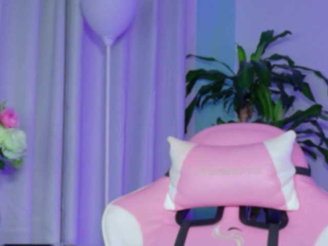 TaylorKnapp's BongaCams show and profile