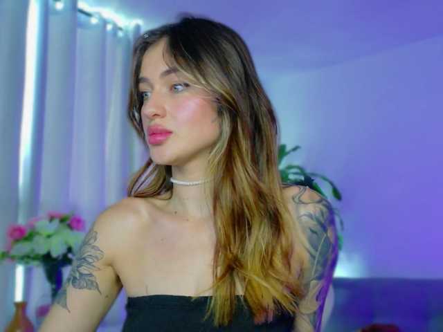 TaylorKnapp's BongaCams show and profile