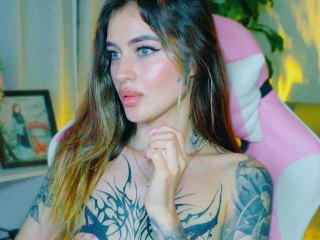 TaylorKnapp's BongaCams show and profile