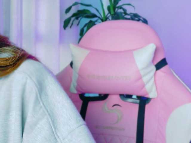 TaylorKnapp's BongaCams show and profile