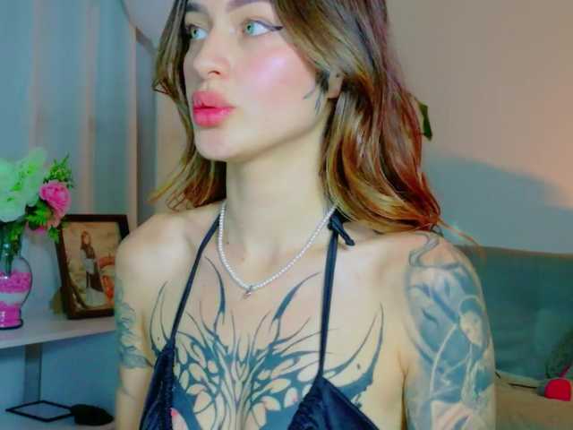 TaylorKnapp's BongaCams show and profile