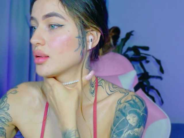 TaylorKnapp's BongaCams show and profile