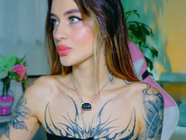 TaylorKnapp's BongaCams show and profile