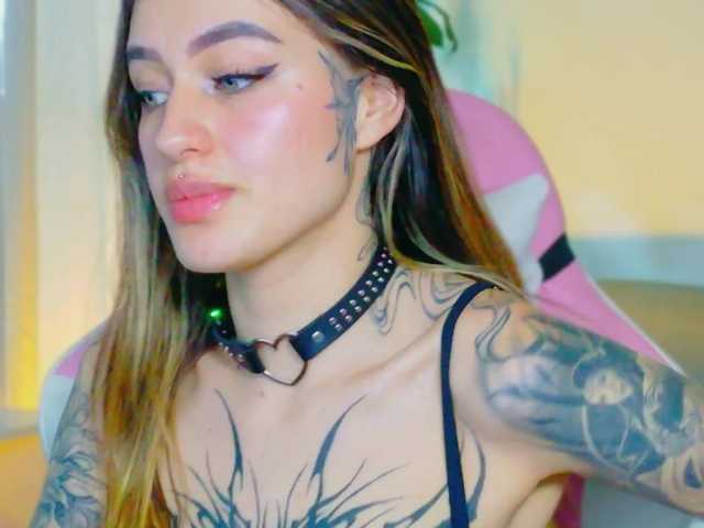 TaylorKnapp's BongaCams show and profile