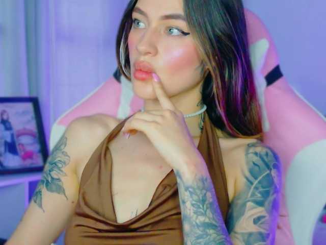 TaylorKnapp's BongaCams show and profile