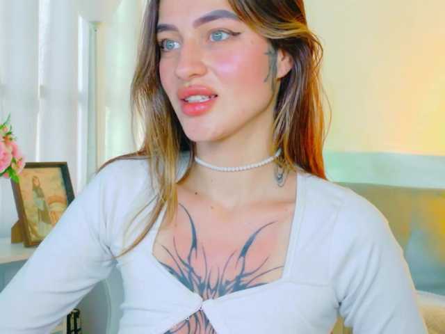 TaylorKnapp's BongaCams show and profile