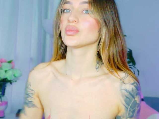 TaylorKnapp's BongaCams show and profile