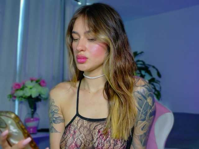 TaylorKnapp's BongaCams show and profile