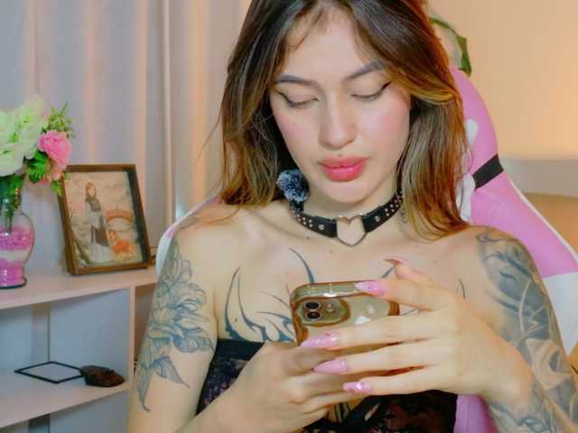 TaylorKnapp's BongaCams show and profile