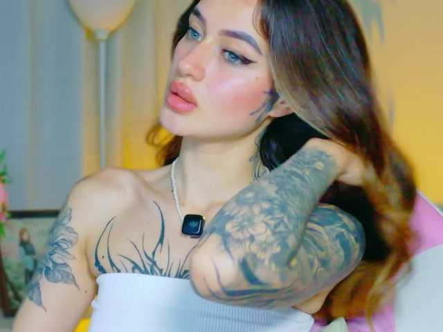 TaylorKnapp's BongaCams show and profile