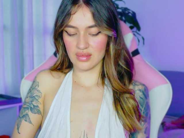 TaylorKnapp's BongaCams show and profile