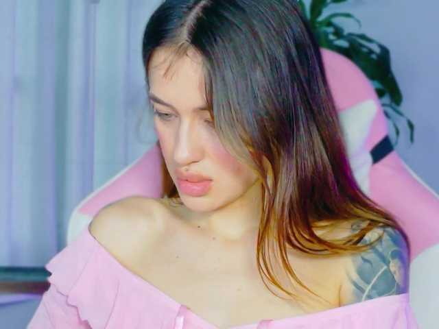 TaylorKnapp's BongaCams show and profile