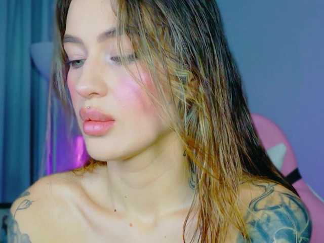 TaylorKnapp's BongaCams show and profile