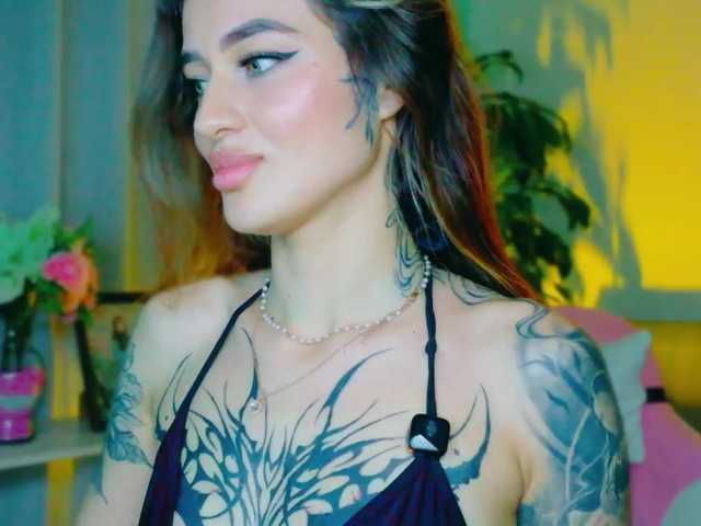 TaylorKnapp's BongaCams show and profile