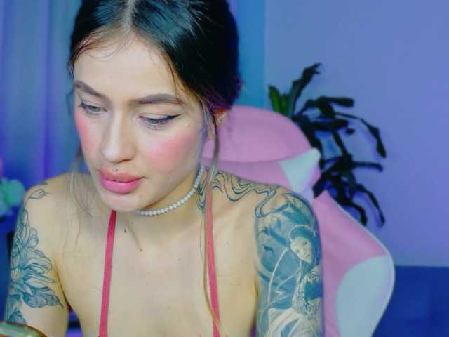 TaylorKnapp's BongaCams show and profile