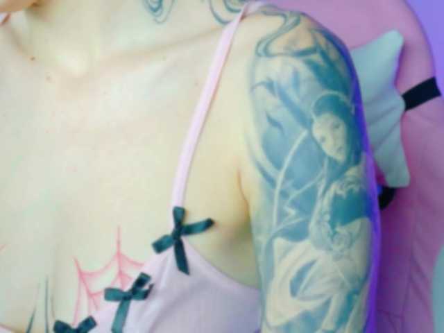 TaylorKnapp's BongaCams show and profile