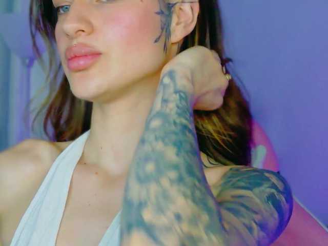 TaylorKnapp's BongaCams show and profile