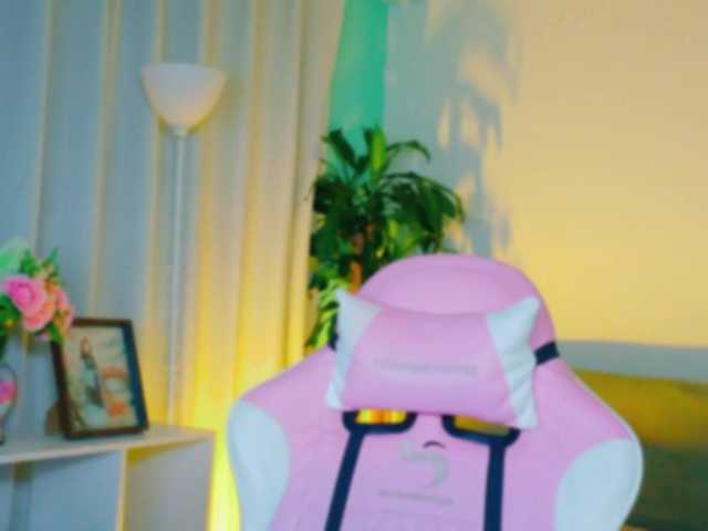 TaylorKnapp's BongaCams show and profile