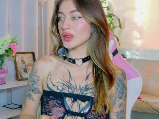 TaylorKnapp's BongaCams show and profile