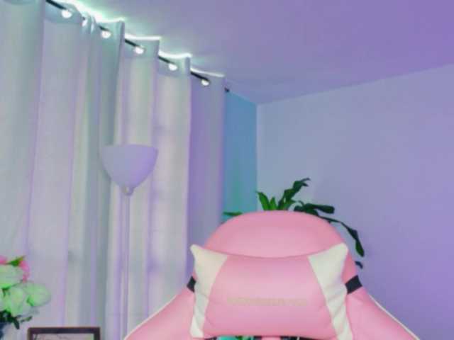 TaylorKnapp's BongaCams show and profile