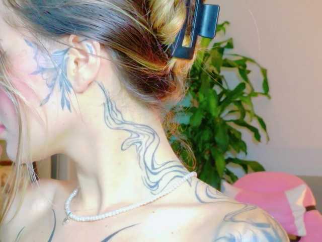 TaylorKnapp's BongaCams show and profile