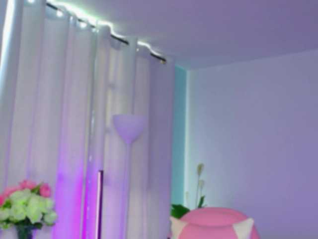 TaylorKnapp's BongaCams show and profile