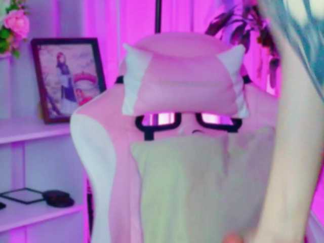 TaylorKnapp's BongaCams show and profile