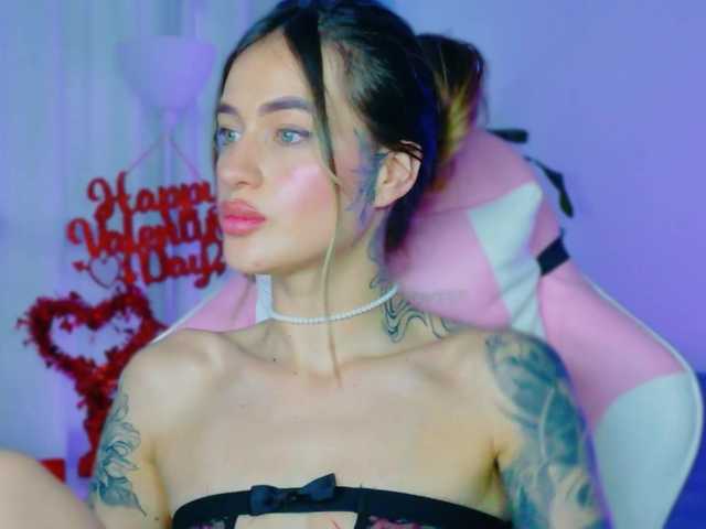 TaylorKnapp's BongaCams show and profile