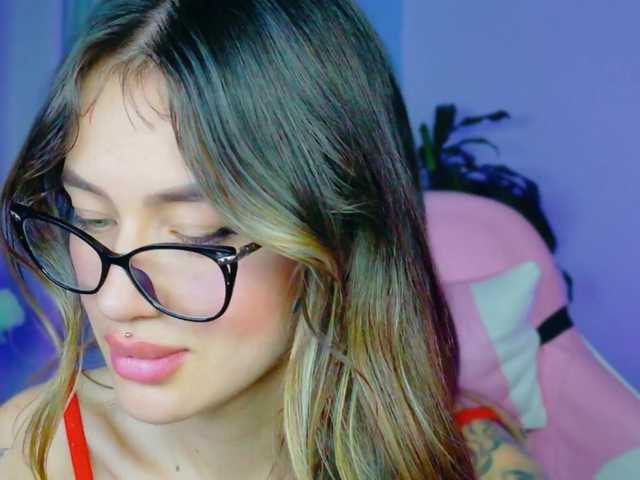 TaylorKnapp's BongaCams show and profile