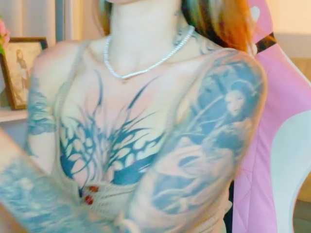 TaylorKnapp's BongaCams show and profile