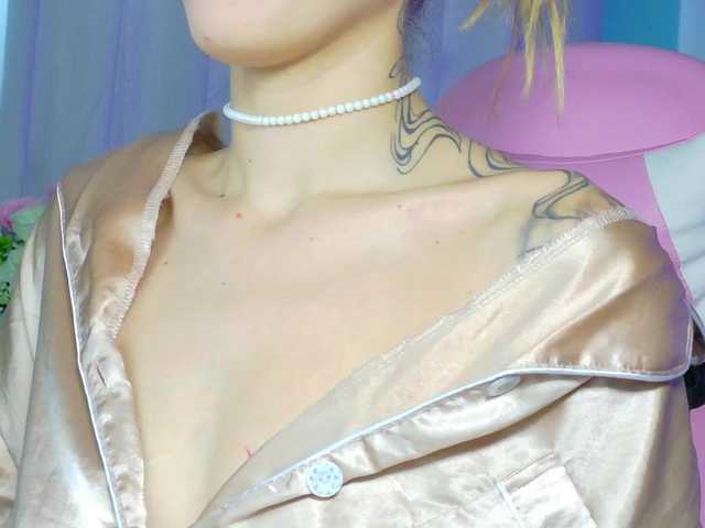 TaylorKnapp's BongaCams show and profile