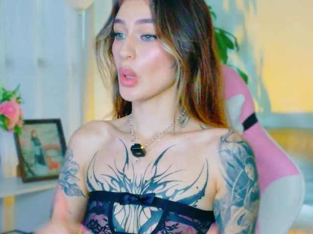 TaylorKnapp's BongaCams show and profile