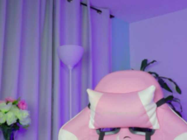 TaylorKnapp's BongaCams show and profile