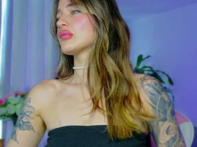 TaylorKnapp's BongaCams show and profile