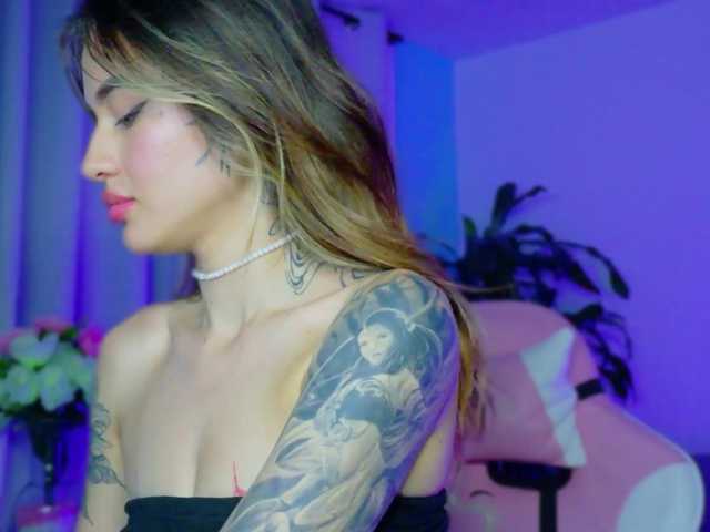 TaylorKnapp's BongaCams show and profile