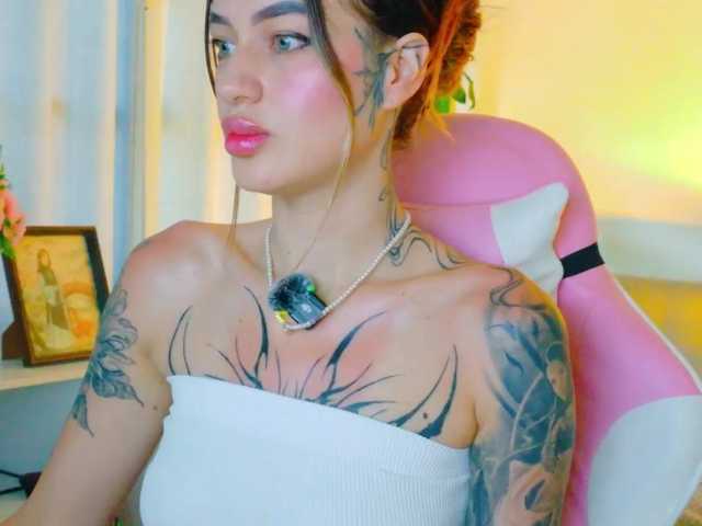 TaylorKnapp's BongaCams show and profile