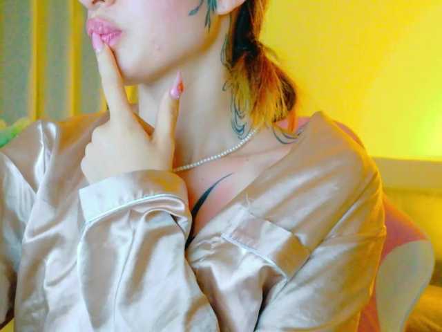 TaylorKnapp's BongaCams show and profile