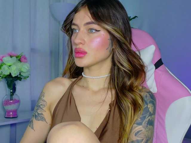 TaylorKnapp's BongaCams show and profile