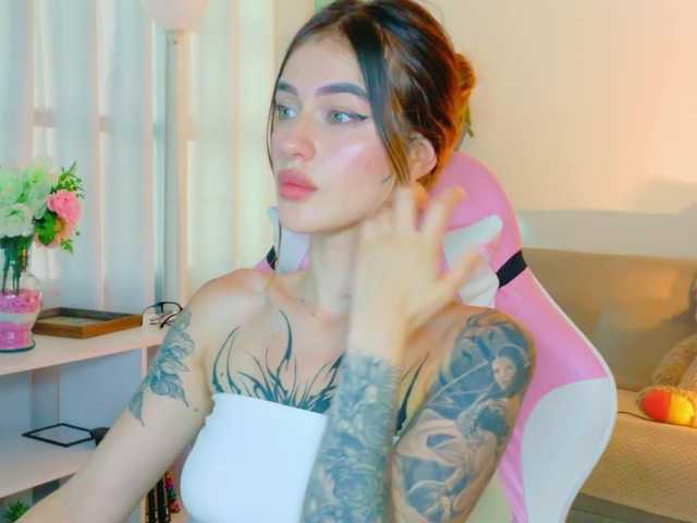 TaylorKnapp's BongaCams show and profile