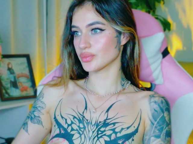 TaylorKnapp's BongaCams show and profile