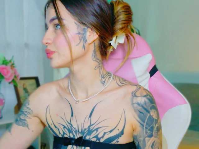 TaylorKnapp's BongaCams show and profile