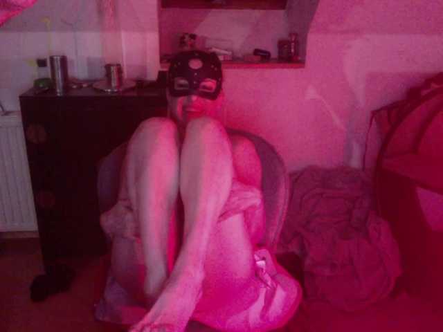 erikaboom66's BongaCams show and profile