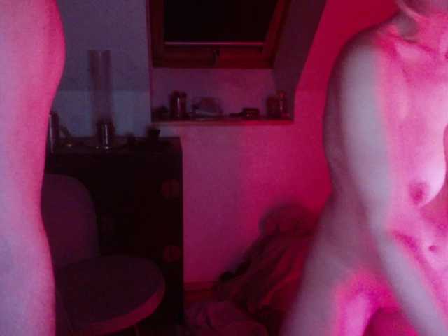 erikaboom66's BongaCams show and profile