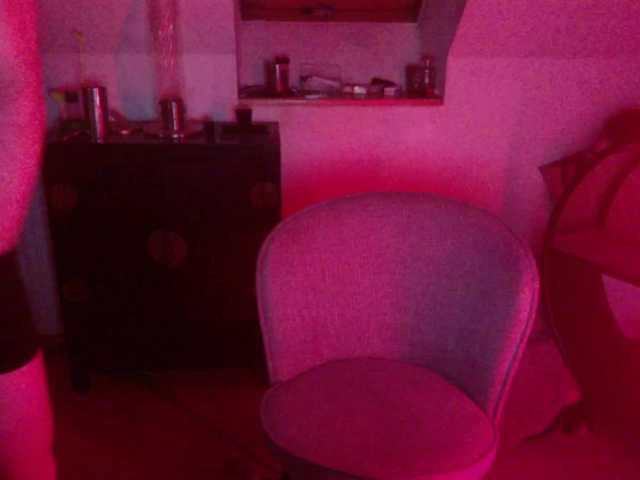 erikaboom66's BongaCams show and profile