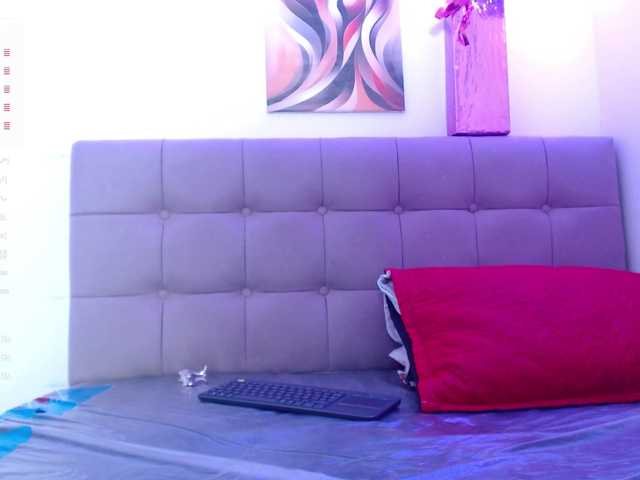 Lola-wish webcam bongacams model stream image