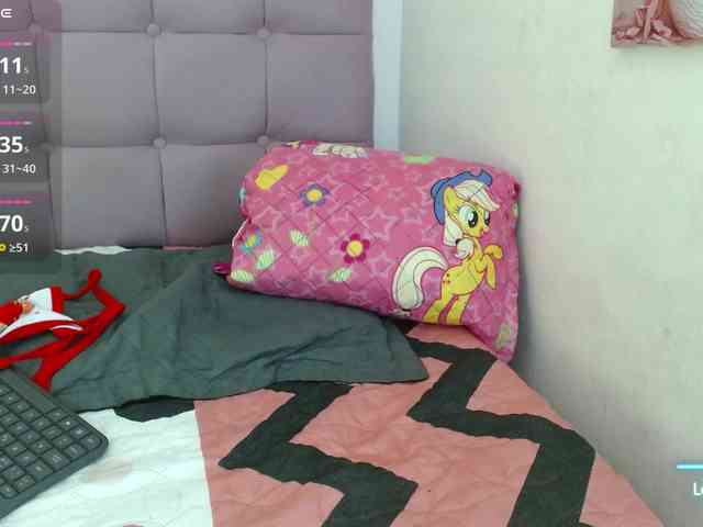 Lola-wish webcam