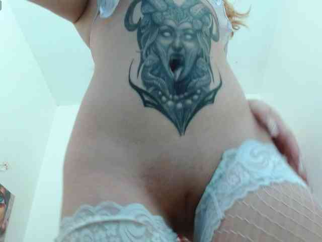 Lola-wish webcam