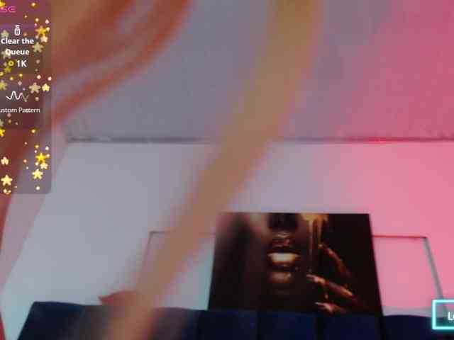 Lola-wish webcam