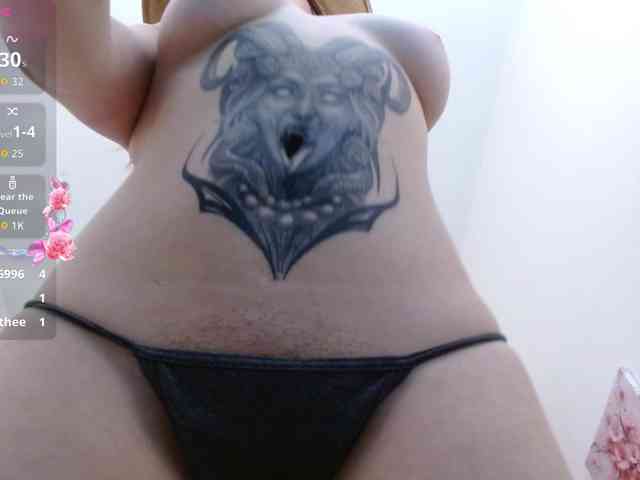 Lola-wish webcam